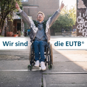 Person im Rollstuhl